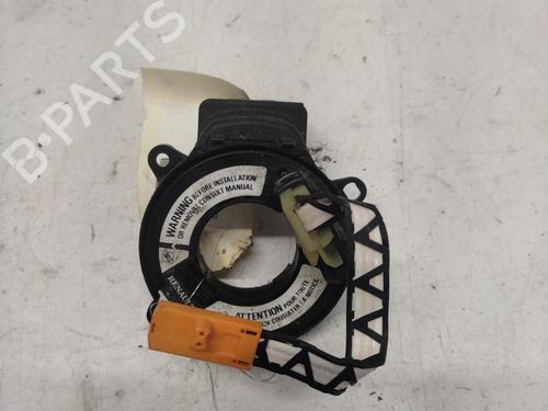 squib-airbag-renault-megane-i-ba01_-1995-1996-1997-1998-1999-2000-2001-2002-2003-2004-31815103 main image