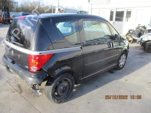 Left headlight PEUGEOT 1007 (KM_) 1.4 HDi | BP27050244C28 