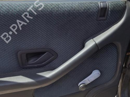 Venstre bagtil invendig håndtag PEUGEOT 405 II (4B) 1.9 TD (90 hp) 27071671