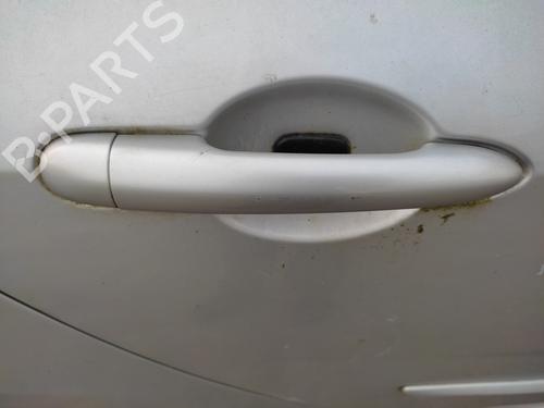 Rear right exterior door handle RENAULT LAGUNA III Grandtour (KT0/1) 2.0 dCi (KT01, KT08, KT09, KT0K, KT12, KT1D, KT1W) 826060006R