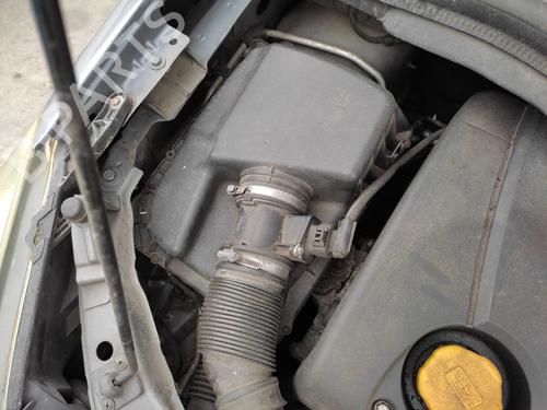 Used Air filter box OPEL ZAFIRA / ZAFIRA FAMILY B (A05) 1.9 CDTI (M75) (120 hp) 27051362