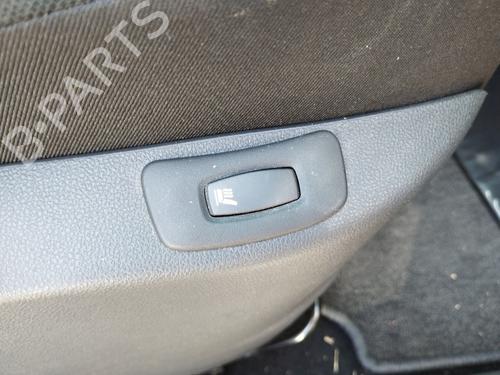 Right front seat RENAULT CAPTUR I (J5_, H5_) 0.9 TCe 90 | BP37675211C16 - Image 2