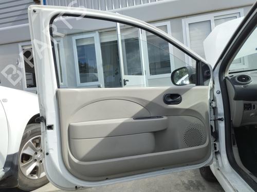 Used Front left door window RENAULT TWINGO II (CN0_) 1.2 16V (CN04, CN0B) (75 hp) 28517605