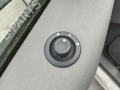 Used Mirror switch Mirror switch RENAULT SCÉNIC II (JM0/1_) 1.5 dCi (JM0F) (82 hp) 39935302 39935302