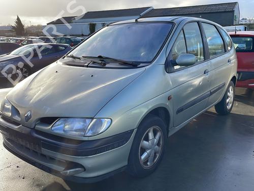 Brugte RENAULT MEGANE Scenic (JA0/1_) 1.6 16V (JA0B, JA04, JA11, JA00) (107 hp) 4415937
