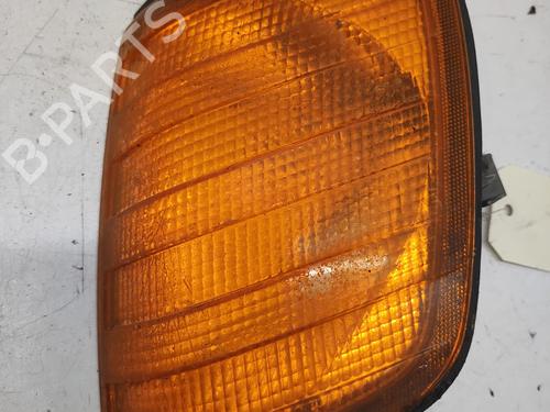 Used Left front indicator Left front indicator MERCEDES-BENZ 124 Saloon (W124) 300 D (124.130) (113 hp) 27043177 27043177