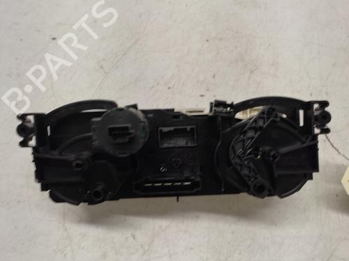 Used Climate control Climate control SMART FORFOUR (454) 1.3 (454.031) (95 hp) 36679747 36679747