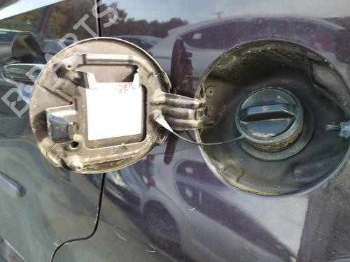 fuel-flap-daihatsu-materia-m4_-2006-38871783 main image