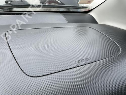 Used Passenger airbag PEUGEOT 107 (PM_, PN_) 1.0 (68 hp) 27062767