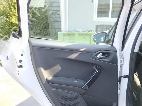 Left rear door PEUGEOT 208 I (CA_, CC_) 1.4 HDi | BP27042175C4