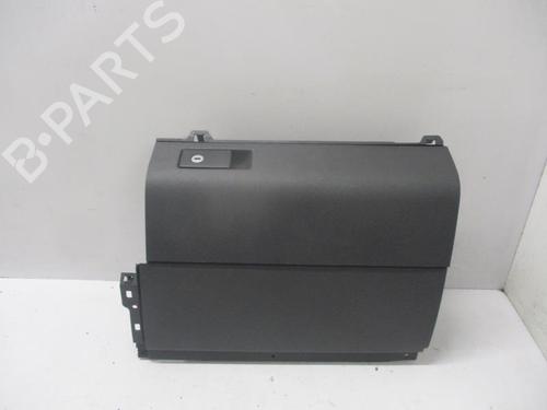 Used Glove box VW TOURAN (1T3) 2.0 TDI (140 hp) 27066404