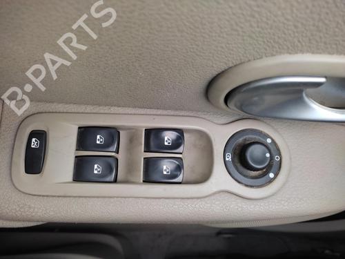 Used Left front window switch RENAULT MODUS / GRAND MODUS (F/JP0_) 1.6 (JP03, JP0B, JP0U, JP0Y, JP1G) (112 hp) 27058272