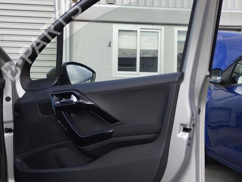 Used Front right door window PEUGEOT 208 I (CA_, CC_) 1.2 VTI 82 (82 hp) 29176201
