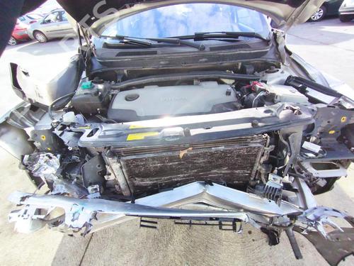 Used Air filter box VOLVO XC90 I (275) D5 AWD (163 hp) 27044016