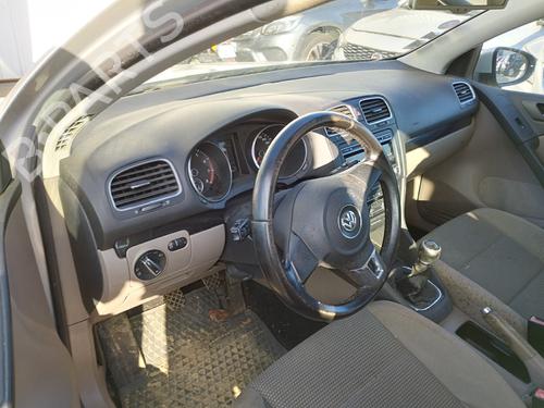 Instrumentbræt VW GOLF VI (5K1) 1.4 (80 hp) 32784229