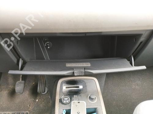 Used Glove box Glove box 39086184 39086184
