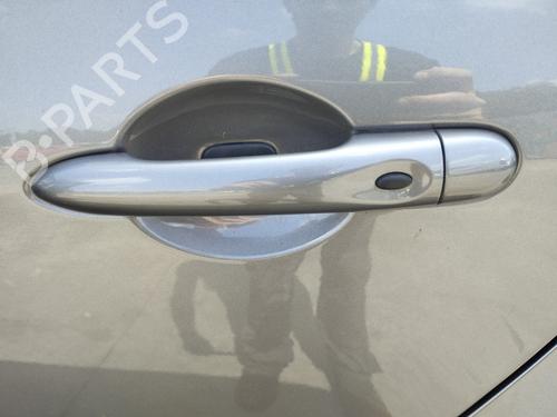 Used Rear left exterior door handle RENAULT SCÉNIC III (JZ0/1_) 1.2 TCe (JZ16) (132 hp) 27639130