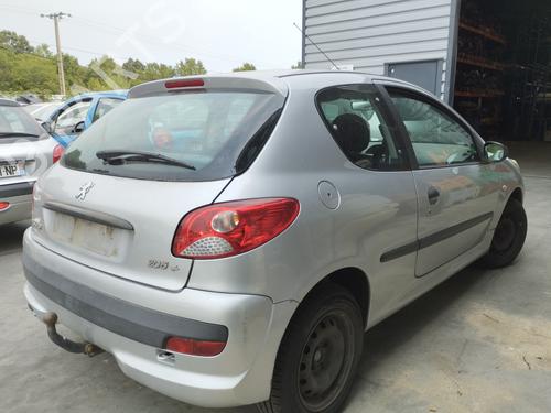 Right taillight PEUGEOT 206+ (2L_, 2M_) 1.4 HDi eco 70 | BP28109032C35 