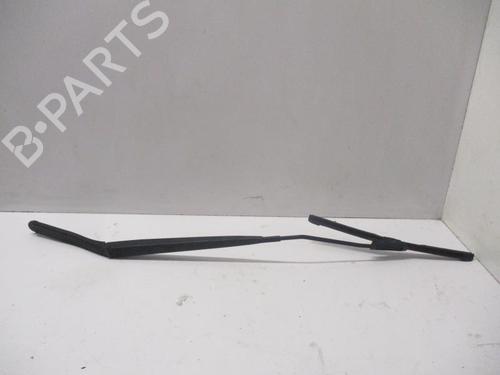 Used Front windshield wiper arm RENAULT CLIO IV (BH_) 1.5 dCi 75 (75 hp) 27076233