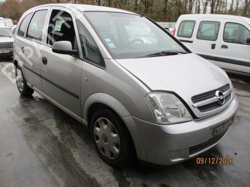 Højre forlygte OPEL MERIVA A MPV (X03) 1.6 16V (E75) (100 hp) 27067068