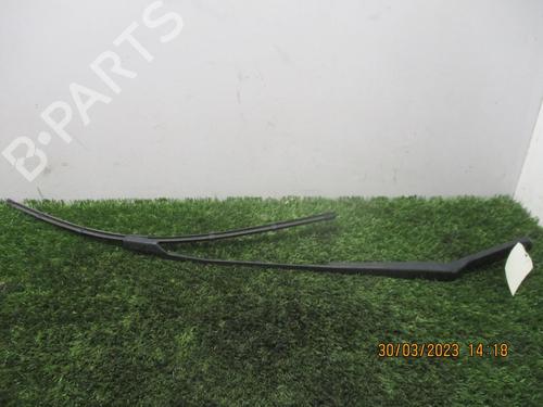Used Front windshield wiper arm PEUGEOT 308 CC (4B_) 2.0 HDi (140 hp) 27049952
