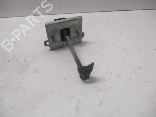 Used Hinge/Door check strap PEUGEOT 308 SW I (4E_, 4H_) 1.6 HDi (92 hp) 27076085