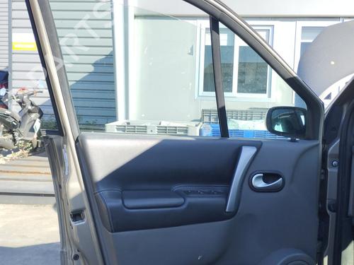 Used Front left door window RENAULT SCÉNIC II (JM0/1_) 1.5 dCi (JM1E, JM16) (106 hp) 29736820