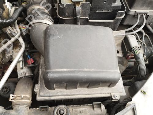 Luftfilter kasse PEUGEOT 206 Hatchback (2A/C) 1.6 16V (109 hp) 28111202