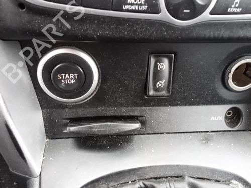 Used Card reader RENAULT KOLEOS I (HY_) 2.0 dCi (HY0K) (150 hp) 27068530