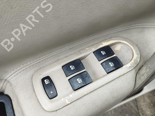 Used Left front window switch Left front window switch RENAULT GRAND SCÉNIC II (JM0/1_) 1.9 dCi (JM14) (131 hp) 32729622 32729622