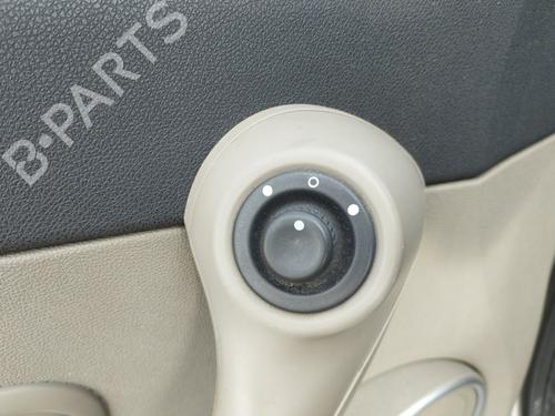 Used Mirror switch RENAULT CLIO III (BR0/1, CR0/1) 1.2 16V (BR0P, CR0P) (101 hp) 31133237