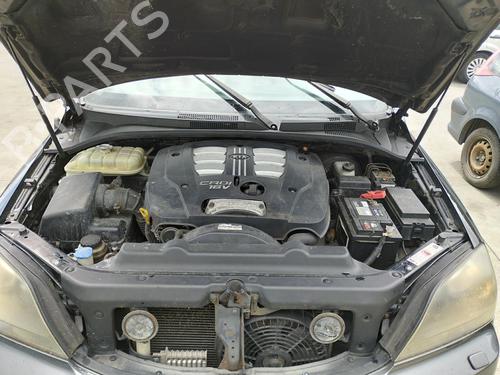 Used Front windshield wiper arm KIA SORENTO I (JC) 2.5 CRDi 4WD (140 hp) 27054907