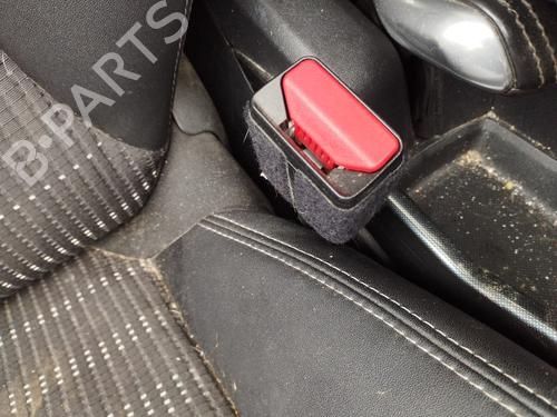 Used Seat buckle PEUGEOT 2008 I (CU_) 1.6 HDi (92 hp) 30084680