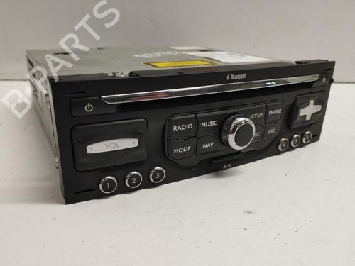 Used Radio Radio CITROËN C3 II (SC_) 1.4 HDi 70 (SC8HZC, SC8HR0, SC8HP4) (68 hp) 27072102 27072102