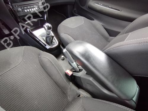 Middle console CITROËN DS3 (SA_) 1.6 VTi 120 98015784ZD