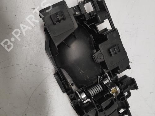 Used Front right interior door handle Front right interior door handle CITROËN C3 III (SX) 1.2 PureTech 82 (83 hp) 27047065 27047065