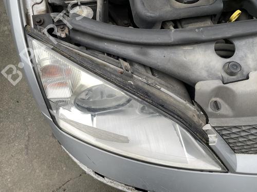 Right headlight FORD MONDEO III Saloon (B4Y) 1.8 16V | BP27081524C29 