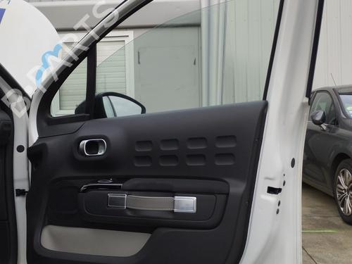 Used Front right lock Front right lock CITROËN C3 III (SX) 1.5 BlueHDi 100 (SXYHYP, SXYHTU) (102 hp) 33544641 33544641