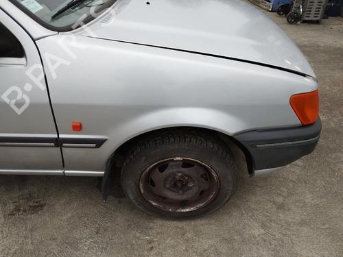 Used Right front indicator FORD FIESTA III (GFJ) 1.1 (55 hp) 31168847