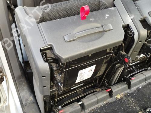 Used Rear seat Rear seat VW TOURAN (1T3) 1.6 TDI (105 hp) 31639402 31639402