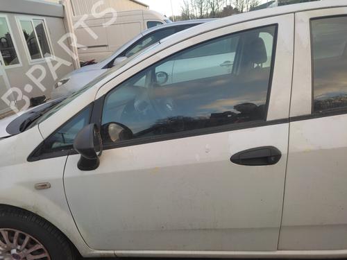 Poignée extérieure avant gauche FIAT GRANDE PUNTO (199_) 1.2 (65 hp) 27052036