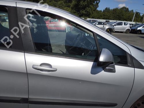 Used Right front door PEUGEOT 308 I (4A_, 4C_) 1.6 HDi (109 hp) 27521181