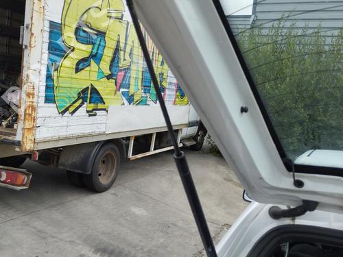 Used Tailgate lift support PEUGEOT 306 Hatchback (7A, 7C, N3, N5) 1.9 D (69 hp) 27317465