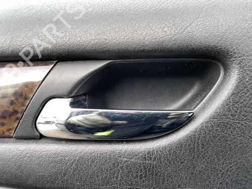 Venstre foran invendig håndtak BMW 3 (E46) 320 d (129 hp) 27057294