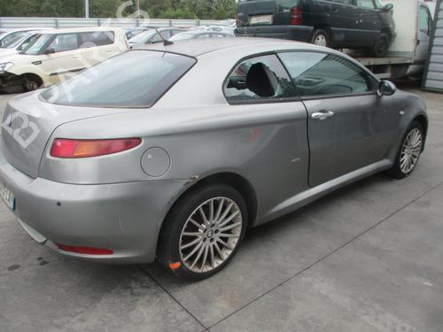 Tanklokket ALFA ROMEO GT (937_) 1.9 JTD (937CXN1B) (150 hp) 27050854