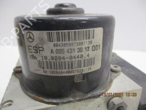 Used ABS pump ABS pump MERCEDES-BENZ C-CLASS Coupe (CL203) C 200 CDI (203.707) (122 hp) 27080017 27080017