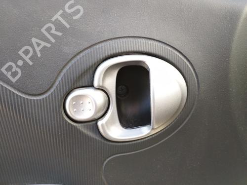 Used Front left interior door handle Front left interior door handle PEUGEOT ION Electric (67 hp) 39935399 39935399