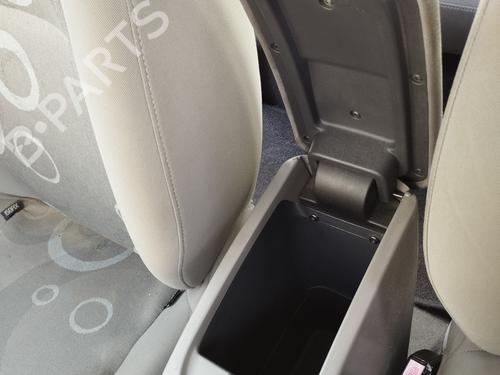 Used Middle console Middle console RENAULT KANGOO / GRAND KANGOO II (KW0/1_) 1.6 16V FLEX (KW01) (106 hp) 32696921 32696921