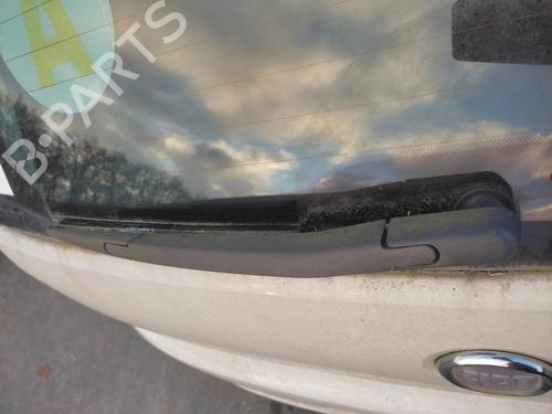 Used Rear wiper motor FIAT GRANDE PUNTO (199_) 1.2 (65 hp) 27077237