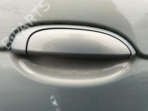 Used Front right exterior door handle RENAULT SCÉNIC I MPV (JA0/1_, FA0_) 1.9 dCi (JA05, JA1F) (102 hp) 27067610
